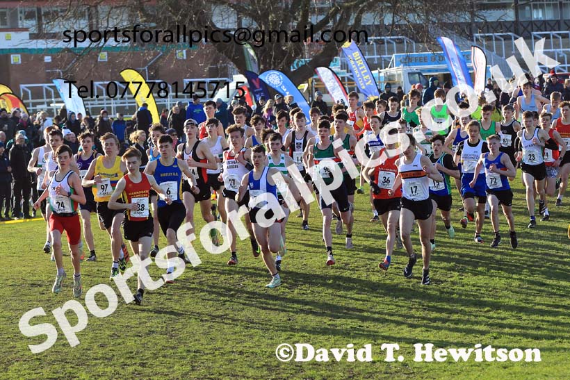 Mens under-17s 2022 Northern Cross Country Champs., Pontefract. Photo: David T. Hewitson/Sports for All Pics
